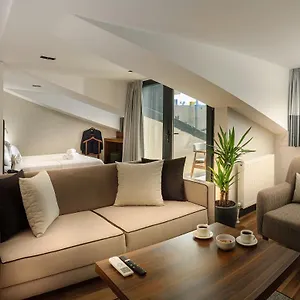 3* Otel La Mia